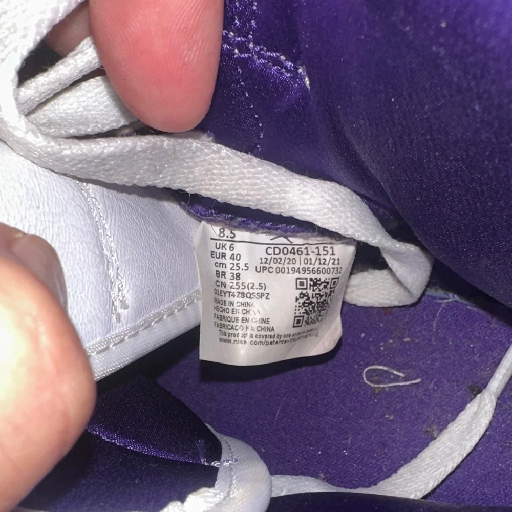 🔴SOLD🔴 Nike High-Top Jordan 1s White and Purple - Picture 7 of 9